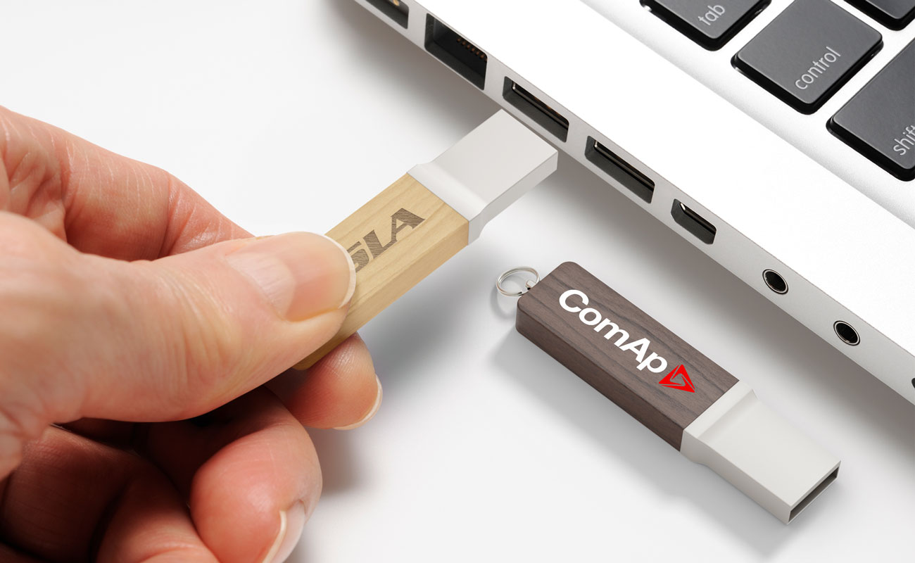 Carve - USB Minne Trä gallery thumbnail