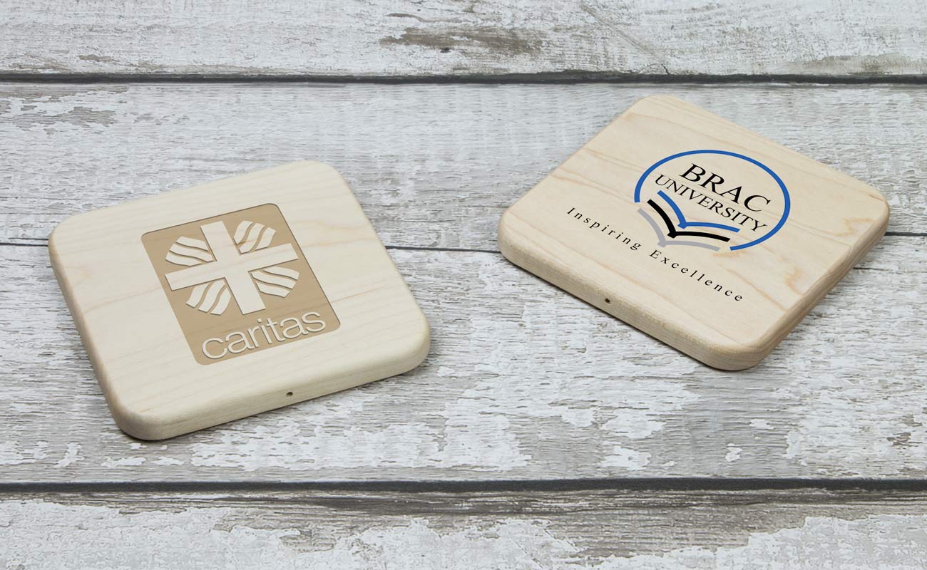 Forest - Anpassad Trådlös Laddare gallery thumbnail