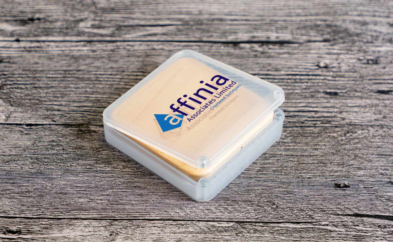 Forest - Skräddarsydda trådlösa laddare  gallery thumbnail