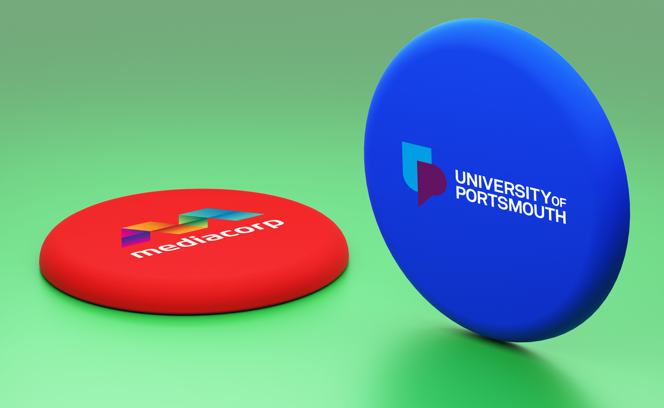 Hawk - Tryckta flygande skivor gallery thumbnail