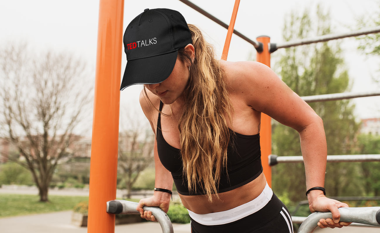 Mode Plus - Märkta kepsar med logotyp gallery thumbnail