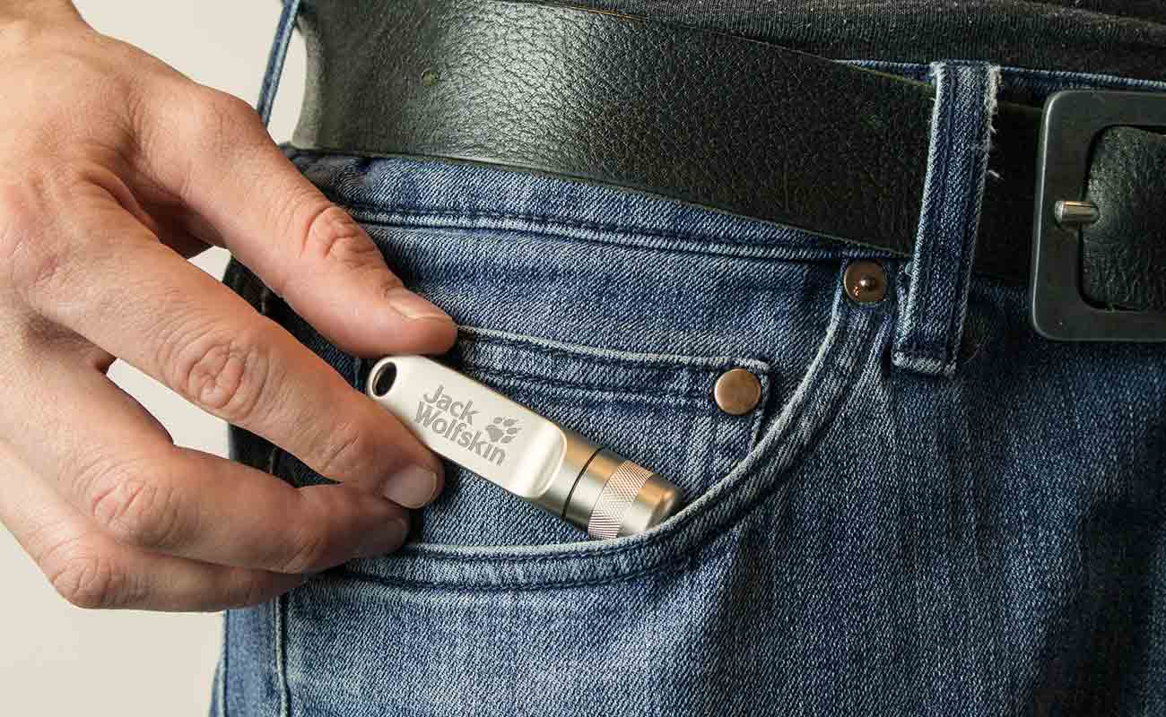 Nox - Anpassade vattensäkra USB gallery thumbnail