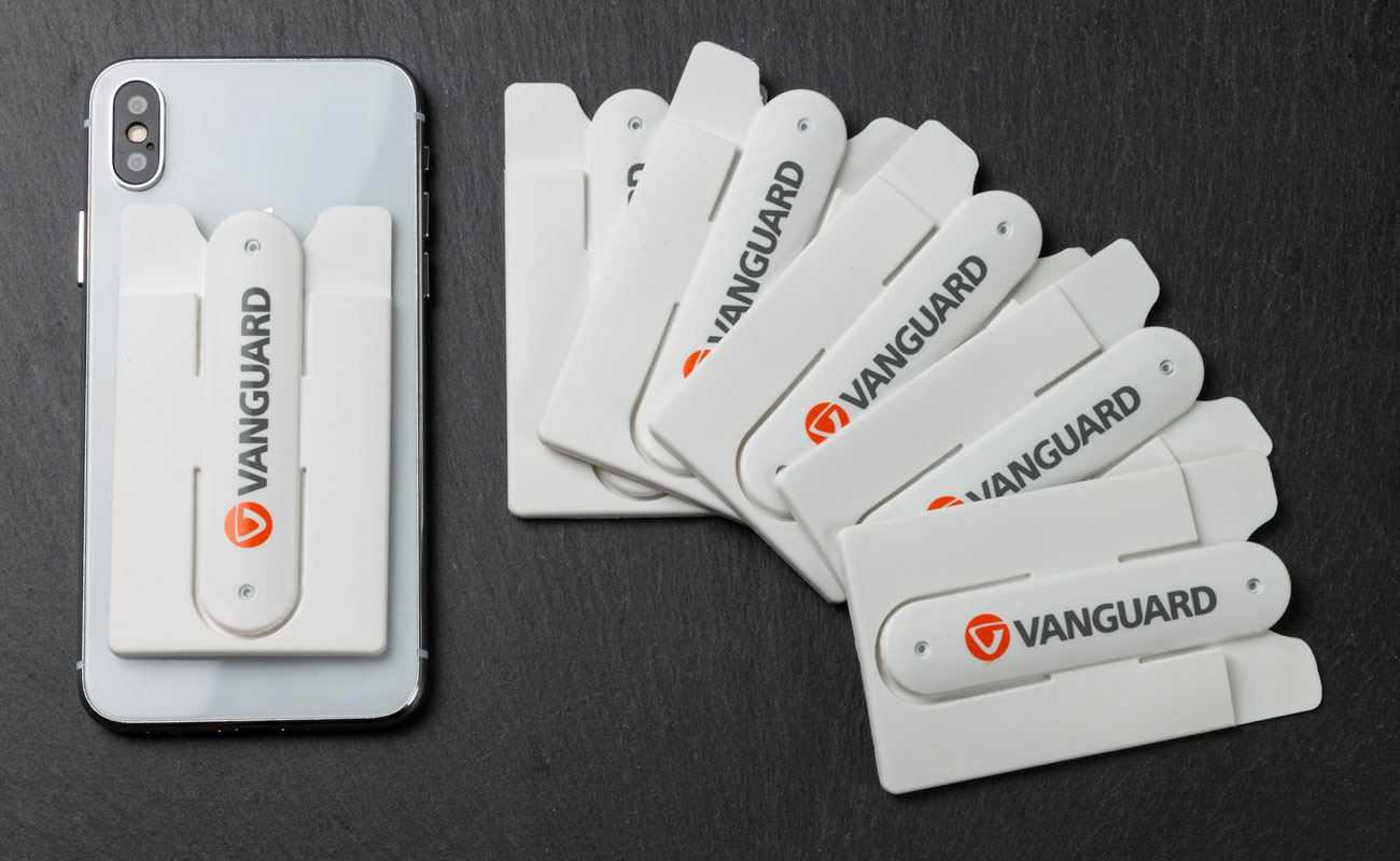 Pass - Skräddarsydd Korthållare  gallery thumbnail