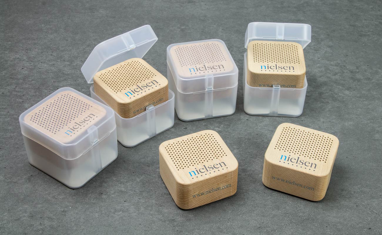 Seed - Tryckta Bluetooth högtalare i trä gallery thumbnail