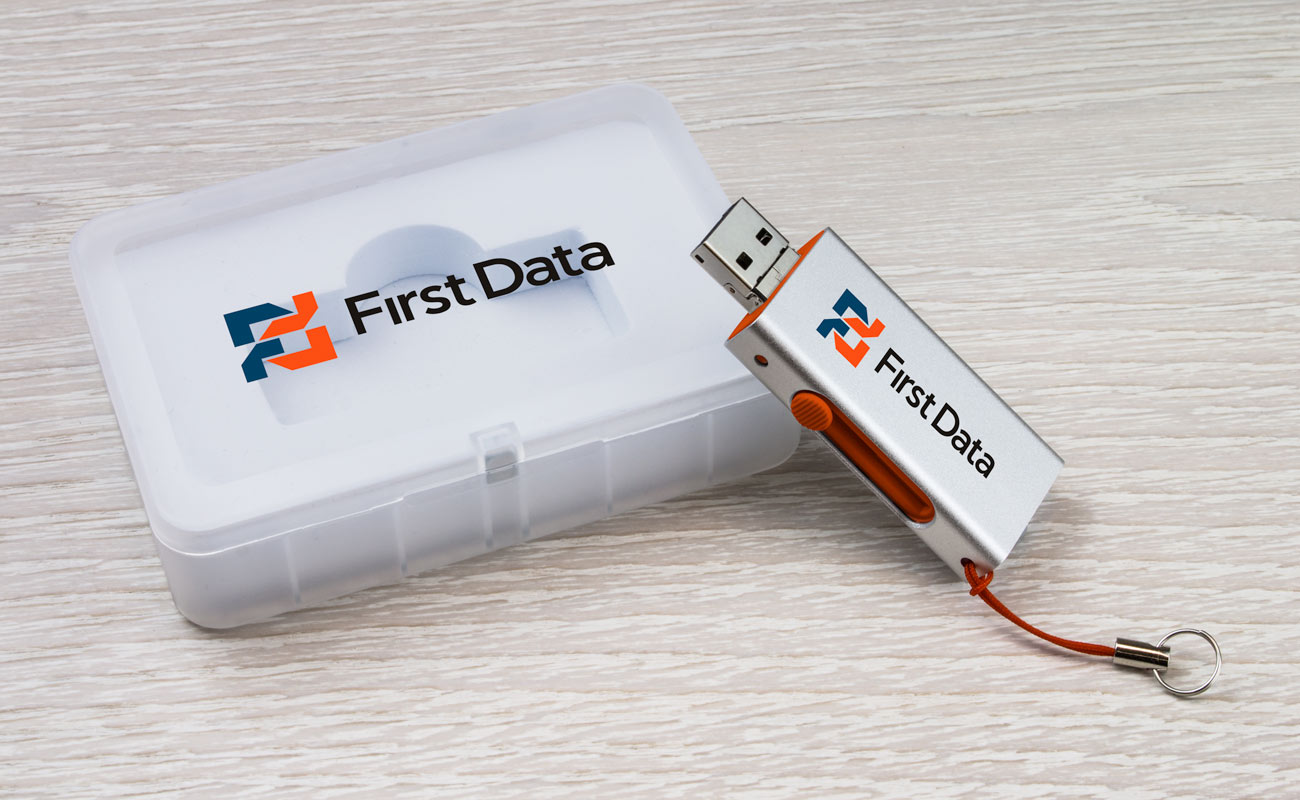 Slide - Billiga USB-C med Tryck gallery thumbnail