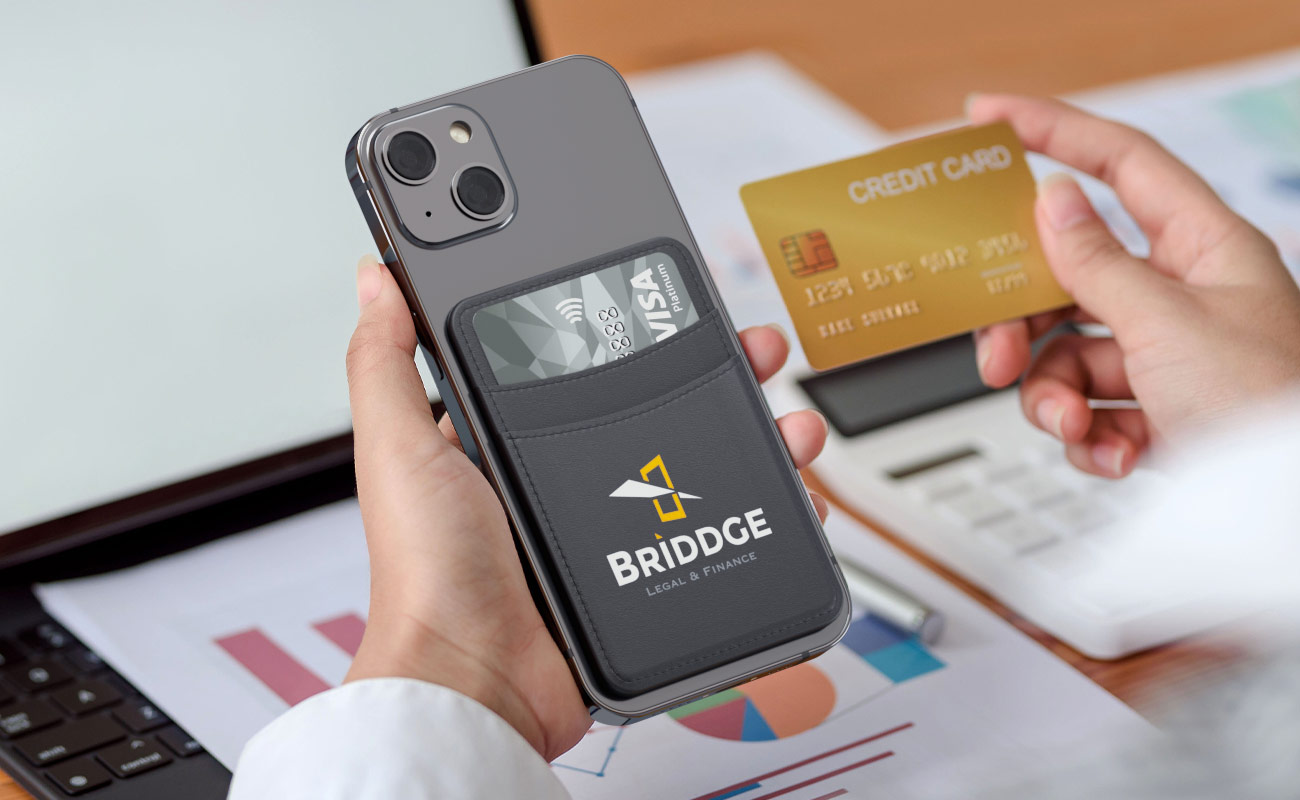 Vault - Anpassad telefonkort hållare  gallery thumbnail